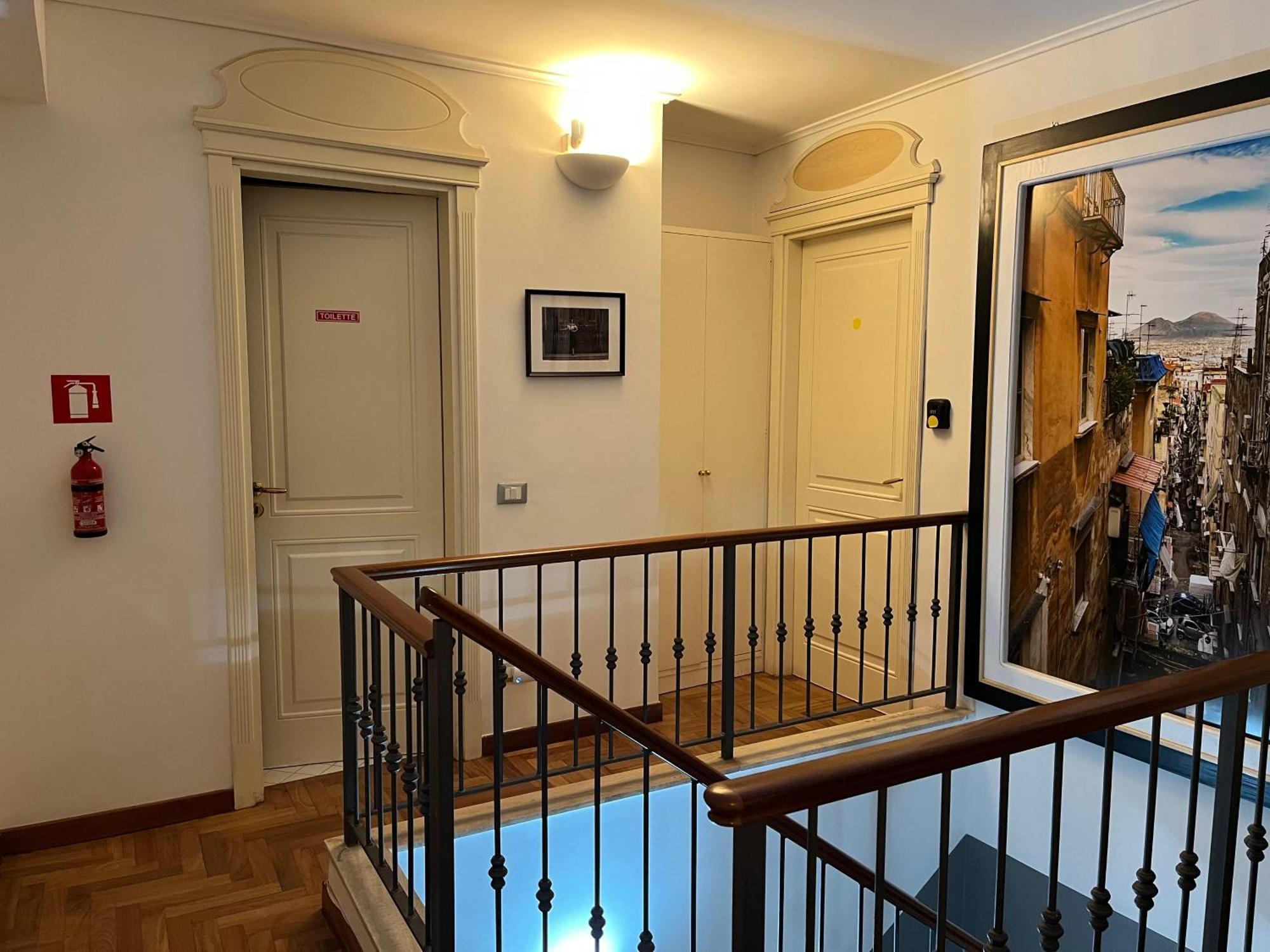 Palazzo Rota Guesthouse Napoli Eksteriør bilde